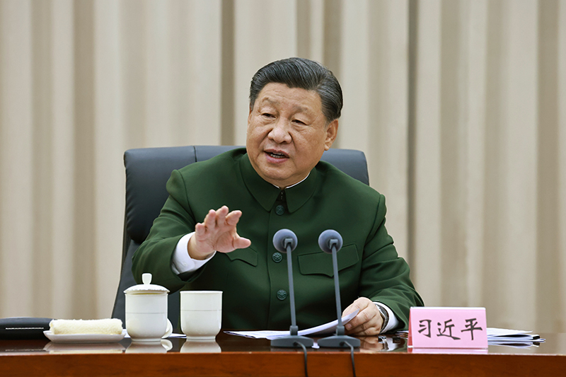 11月29日，中共中央总书记、国度主席、中央军委主席习近平到武警海警总队东海海区指挥部视察。这是习近平颁发重要讲话。